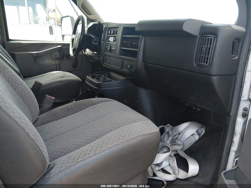2016 CHEVROLET EXPRESS CUTAWAY auction photo 5