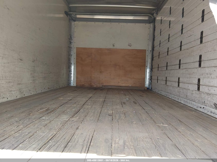 2016 CHEVROLET EXPRESS CUTAWAY auction photo 8