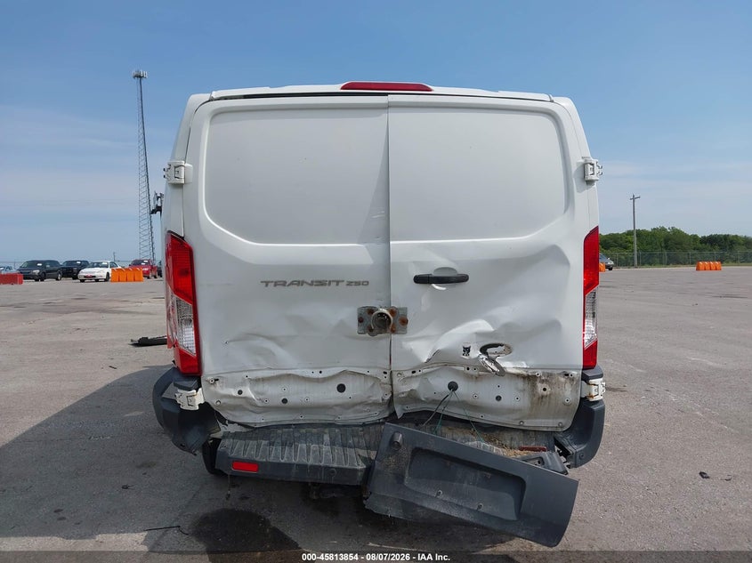 2017 FORD TRANSIT-250 · Photo 17