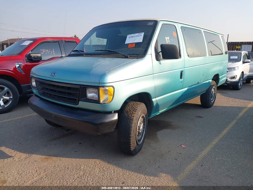 1994 Ford Econoline, Удар сзади, IAAI, VIN 1FBHS31H7RHA49363 — фото 2