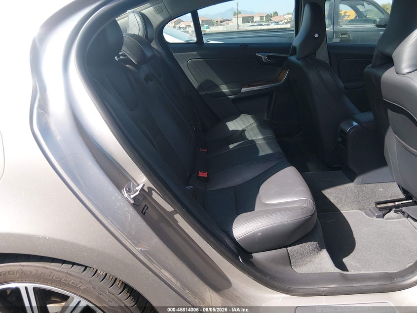 2016 VOLVO S60 INSCRIPTION auction photo 8