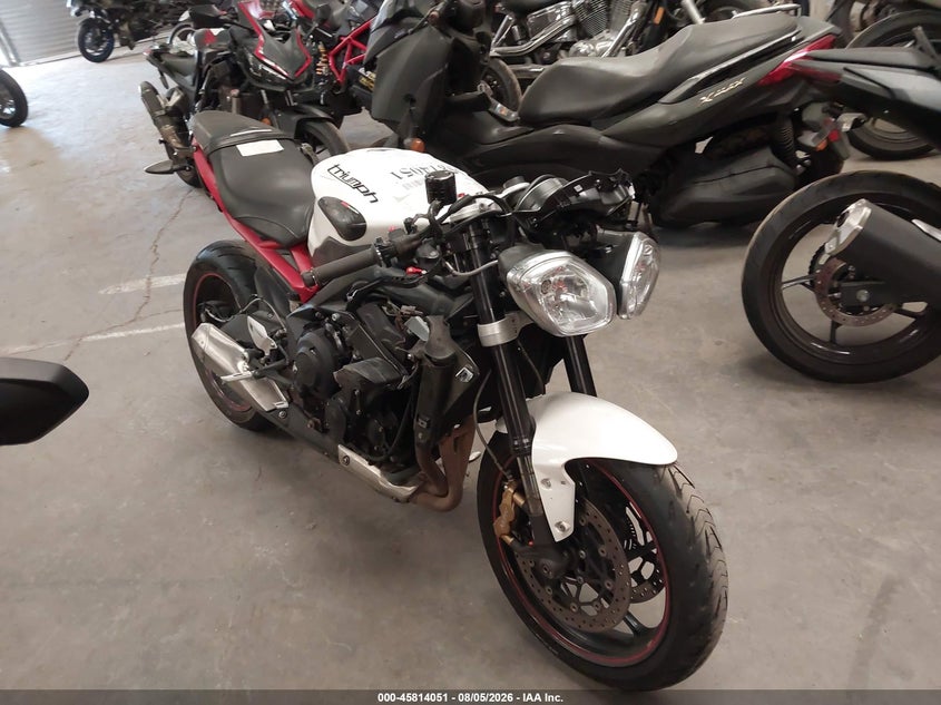 2014 TRIUMPH MOTORCYCLE STREET TRIPLE auction photo 1