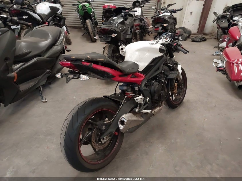 2014 TRIUMPH MOTORCYCLE STREET TRIPLE auction photo 4
