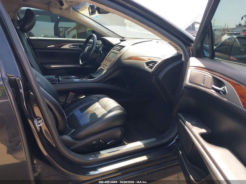2015 LINCOLN MKZ HYBRID auction photo 5