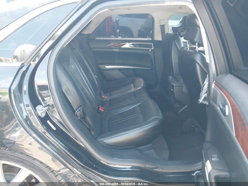 2015 LINCOLN MKZ HYBRID auction photo 8