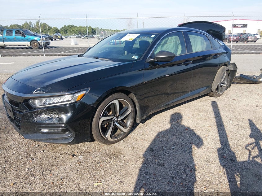 2018 HONDA ACCORD auction photo 2