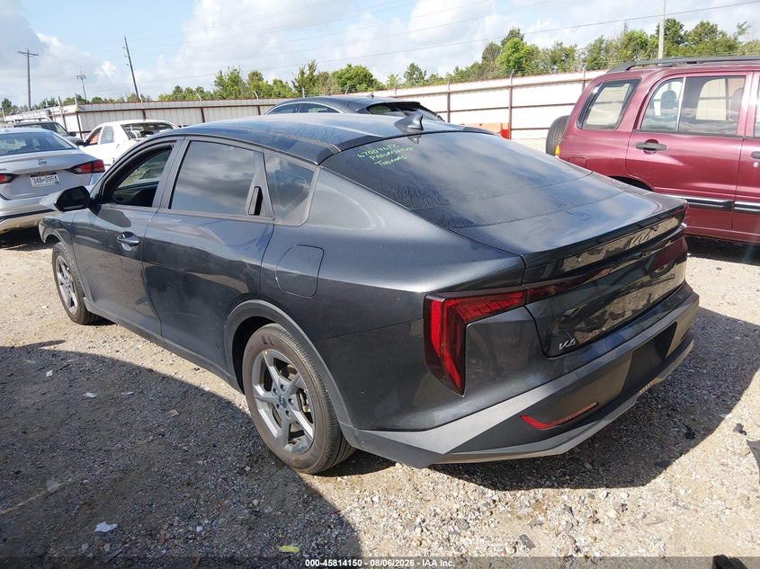 Vin: 3kpft4de8se103255, lot: 46312996, kia k4 lxs 20253