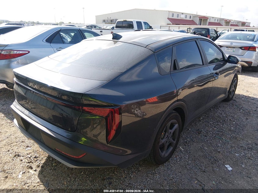 Vin: 3kpft4de8se103255, lot: 46312996, kia k4 lxs 20254