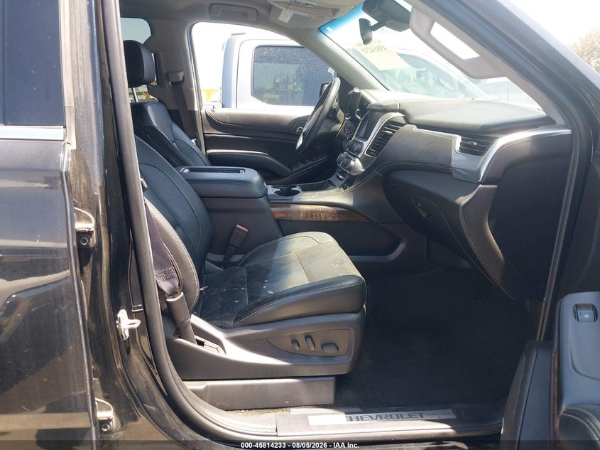 2017 CHEVROLET SUBURBAN auction photo 5