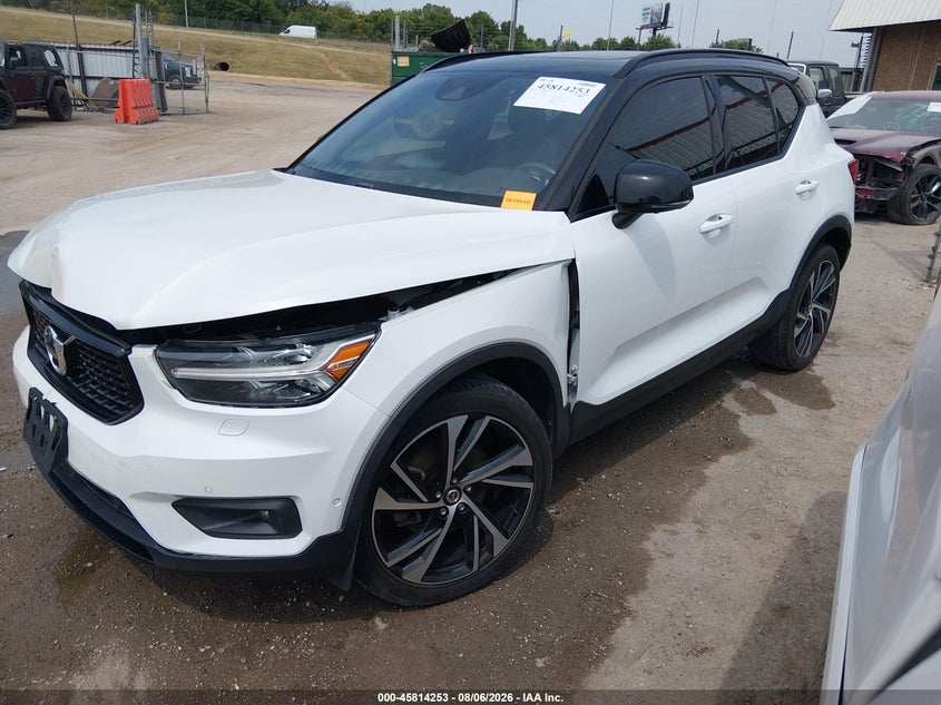 2019 Volvo XC40, Удар спереди, IAAI, VIN YV4162UM0K2111793 — фото 2