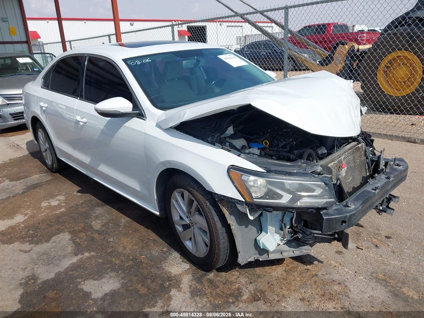 2018 VOLKSWAGEN PASSAT auction photo 1