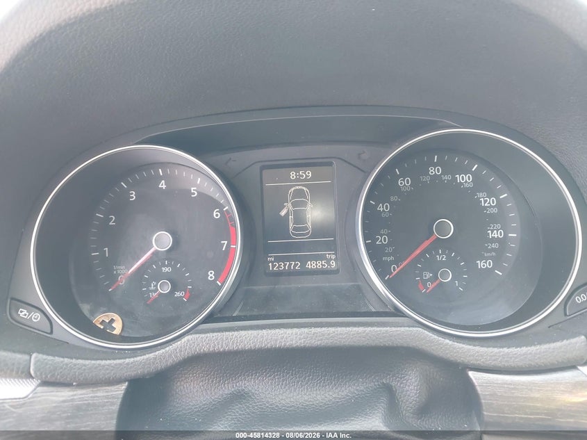 2018 VOLKSWAGEN PASSAT auction photo 7