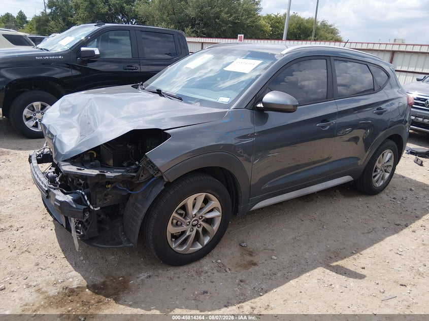 Vin: km8j33a4xhu467392, lot: 46313210, hyundai tucson se 20172