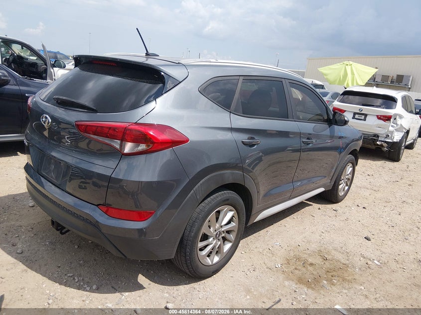 2017 HYUNDAI TUCSON auction photo 4