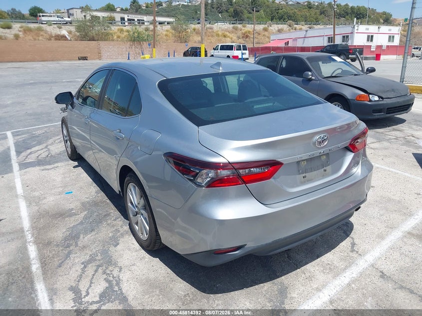 Vin: 4t1c11ak1pu800966, lot: 46313238, toyota camry le 20233