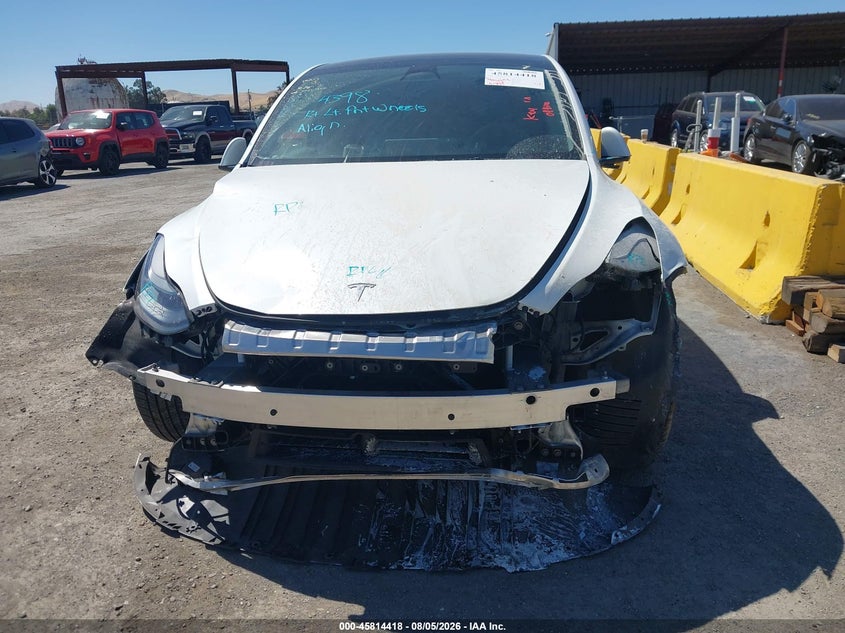 TESLA MODEL Y - zdjęcie 6