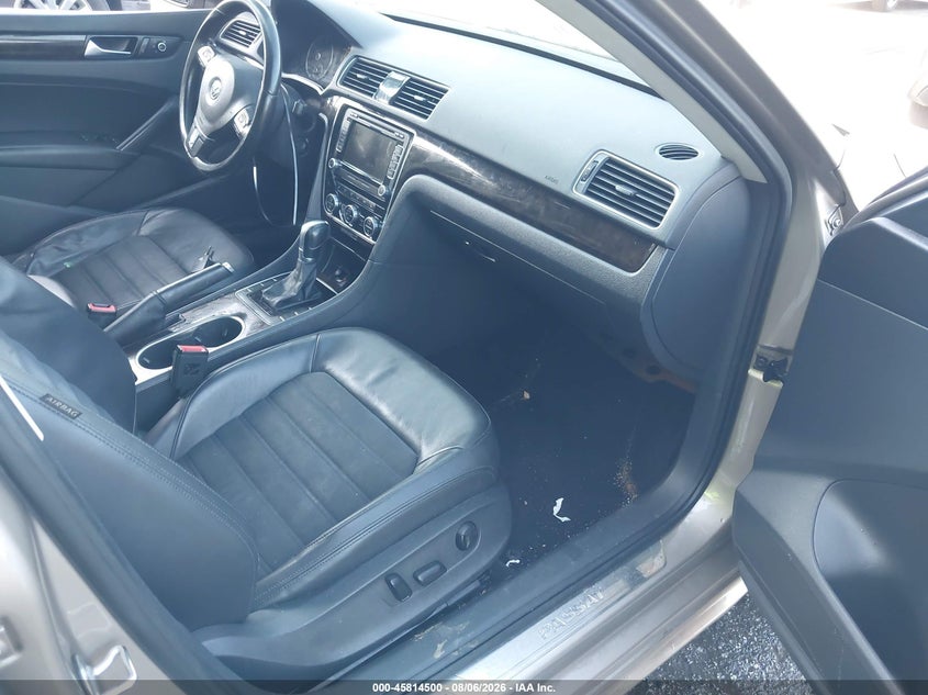 2015 VOLKSWAGEN PASSAT SEDAN 1.8L I-4 DI, DOHC, VVT, TURBO, 170HP