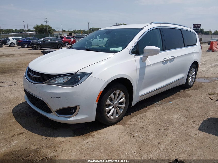 Vin: 2c4rc1bg5jr182266, lot: 46313352, chrysler pacifica touring l 20182
