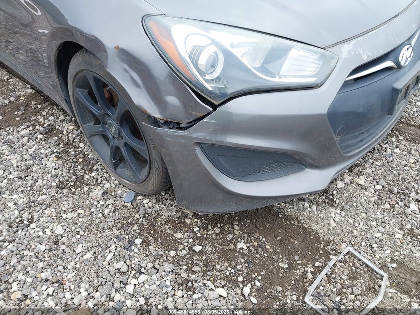 2013 HYUNDAI GENESIS auction photo 6