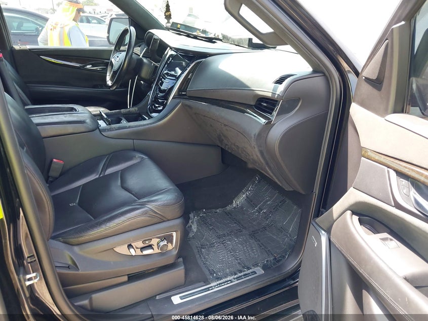 2020 CADILLAC ESCALADE ESV auction photo 5