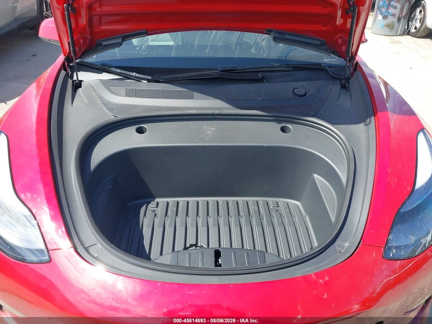 TESLA MODEL 3 - zdjęcie 10