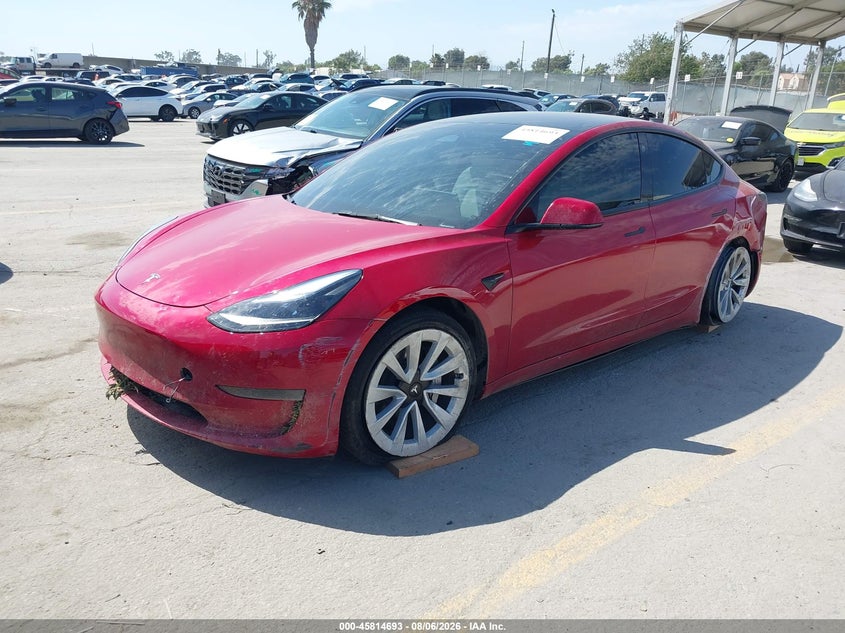 TESLA MODEL 3 - zdjęcie 2