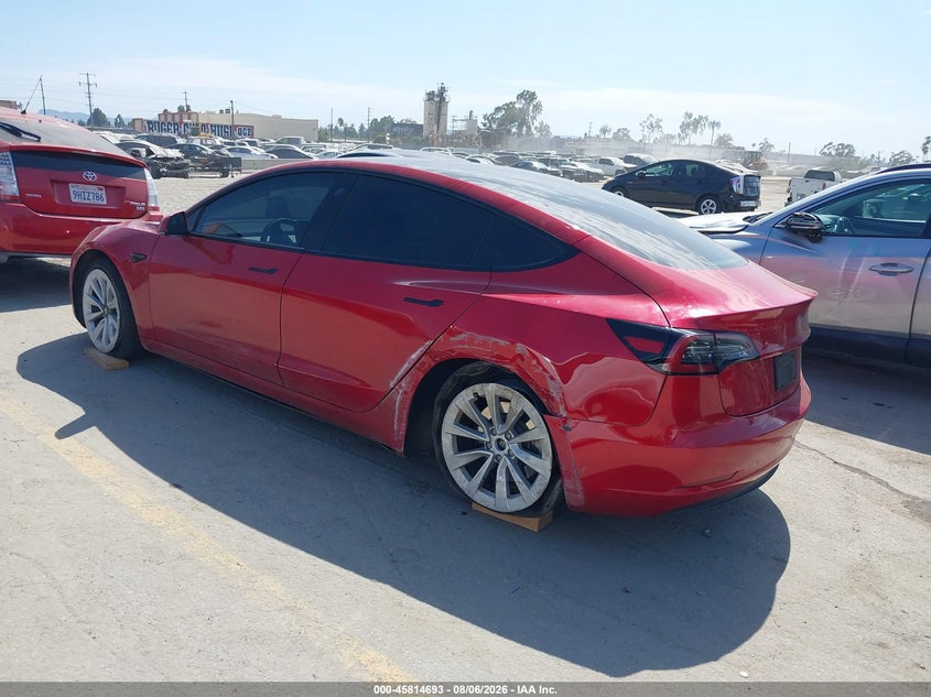 TESLA MODEL 3 - zdjęcie 3