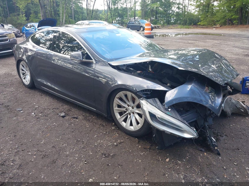 2016 TESLA MODEL S auction photo 1