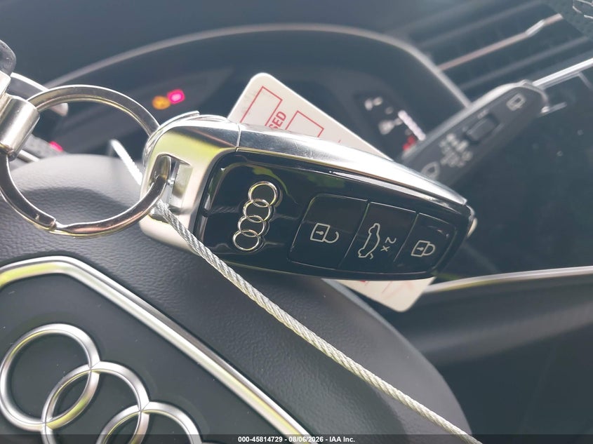 AUDI RS Q8 2025 VIN WU1ARBF14SD040439