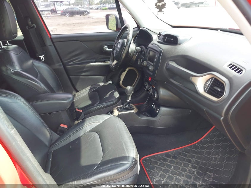 2016 JEEP RENEGADE auction photo 5