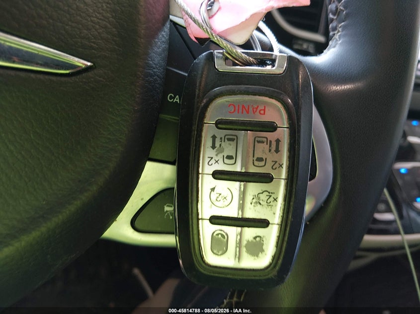 CHRYSLER PACIFICA - zdjęcie 11