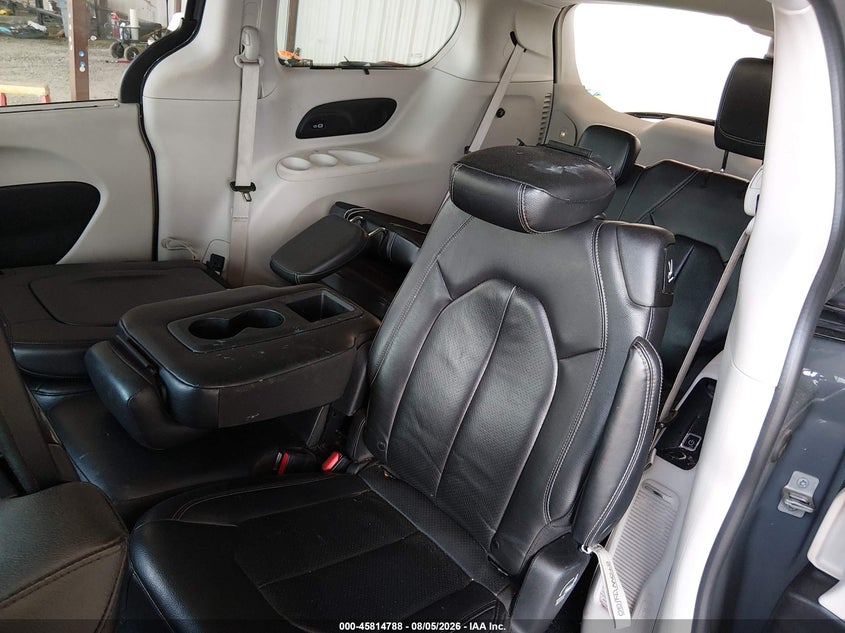 CHRYSLER PACIFICA - zdjęcie 8