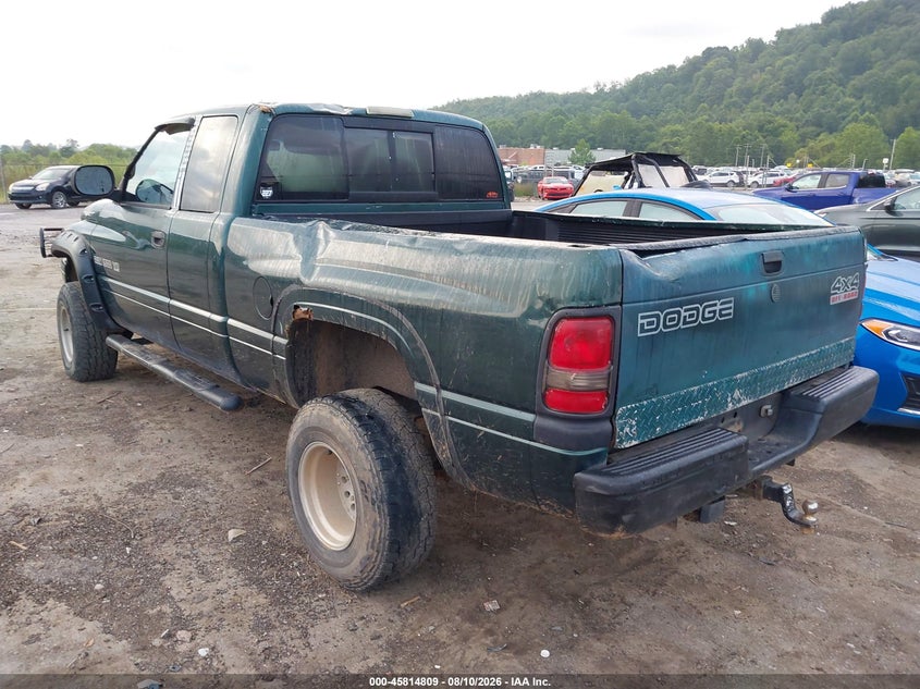 DODGE RAM 1500 2000 VIN 3B7HF13Z8YG162094