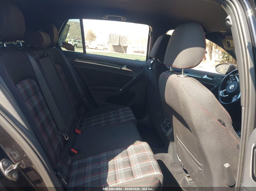 2016 VOLKSWAGEN GOLF GTI auction photo 8