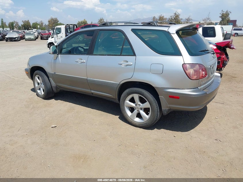 2000 LEXUS RX 300 auction photo 3