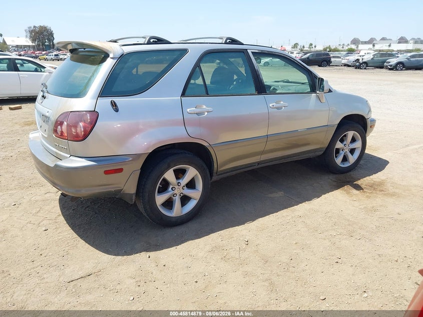 2000 LEXUS RX 300 auction photo 4