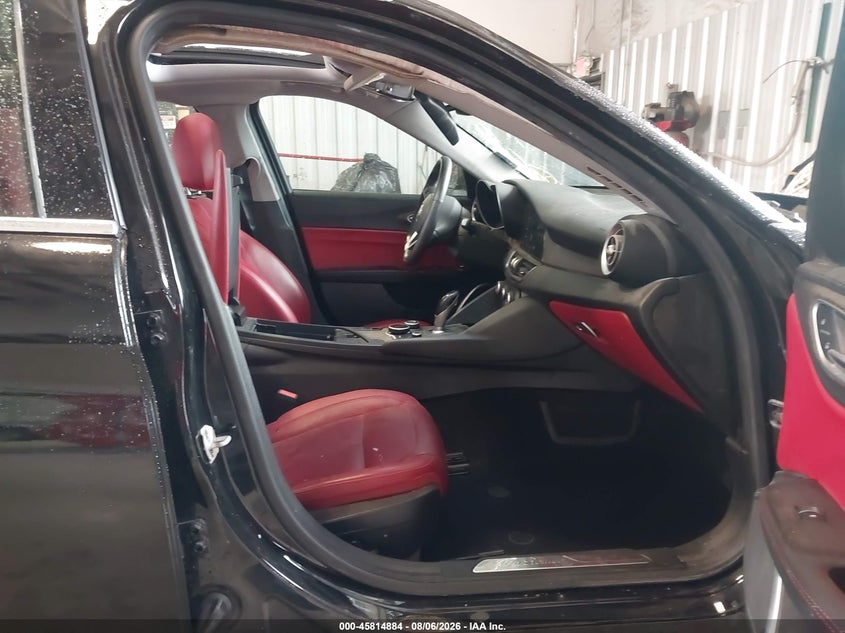 2019 ALFA ROMEO GIULIA auction photo 5