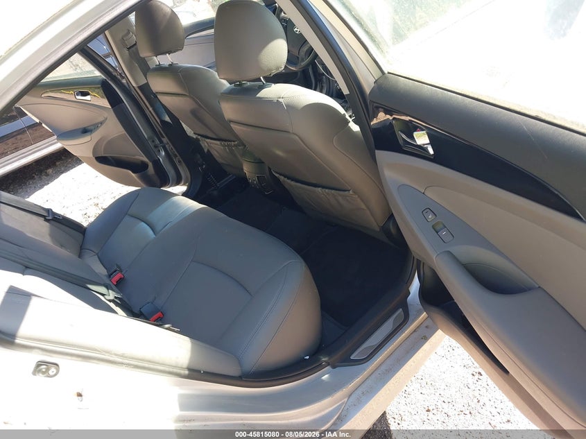 2011 HYUNDAI SONATA auction photo 8