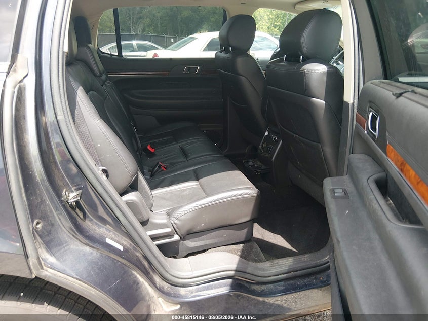 2014 LINCOLN MKT auction photo 8