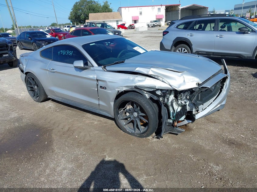 FORD MUSTANG - zdjęcie 1