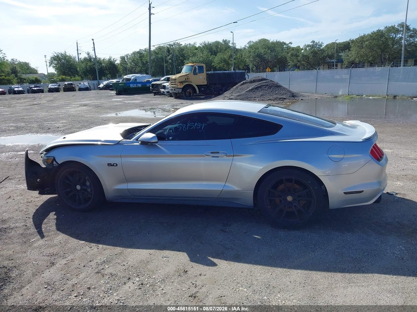 FORD MUSTANG - zdjęcie 14