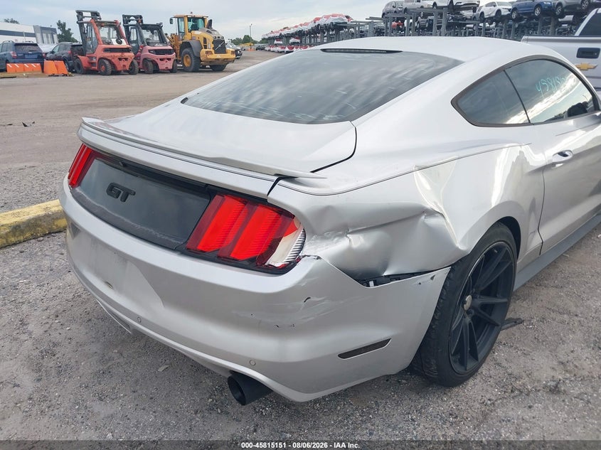 FORD MUSTANG - zdjęcie 19