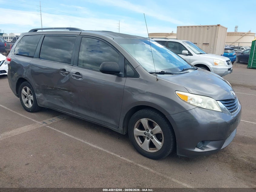 Vin: 5tdkk3dc5ds395451, lot: 46314054, toyota sienna le v6 7 passenger auto access seat/le v6 8 passenger 2013 img_1