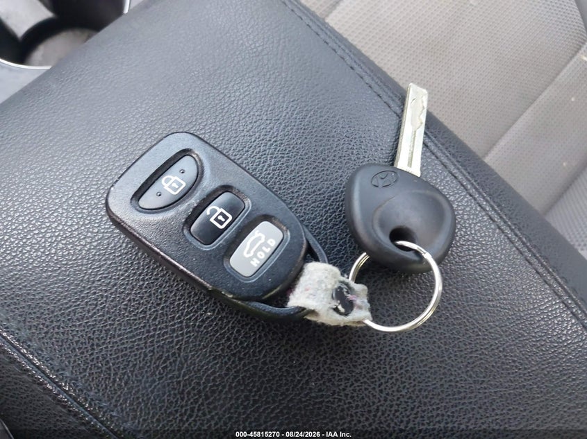 2013 HYUNDAI SONATA SEDAN 2.4L I-4 DI, DOHC, VVT, 198HP