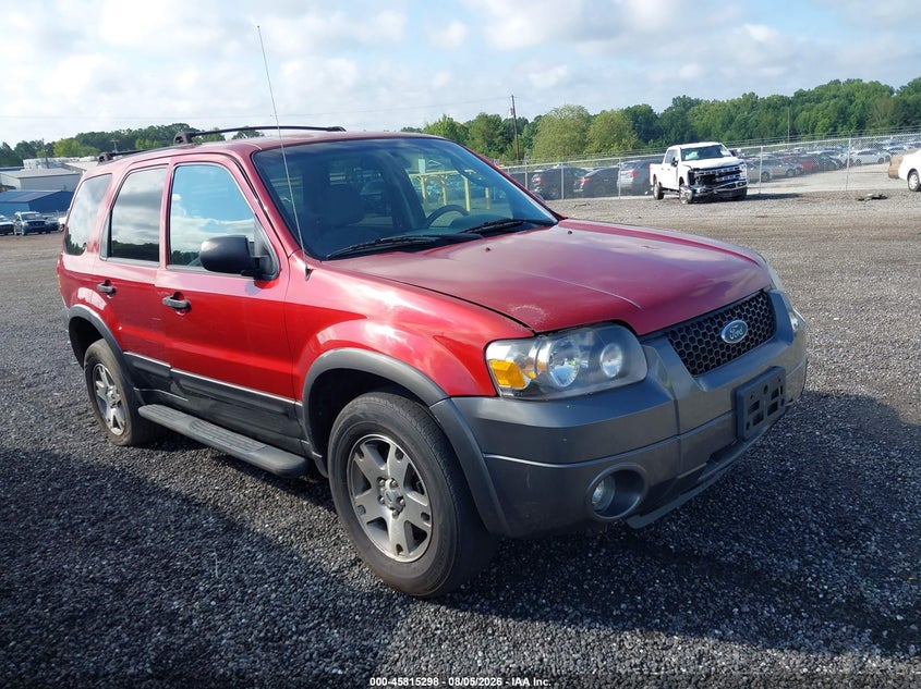 2005 FORD ESCAPE auction photo 1