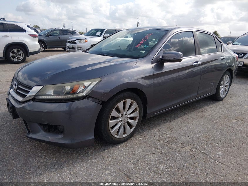 2015 Honda Accord, Normal Wear & Tear, IAAI, VIN 1HGCR2F80FA073496 — photo 2