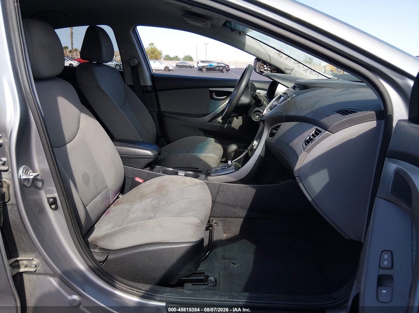 2012 HYUNDAI ELANTRA auction photo 5