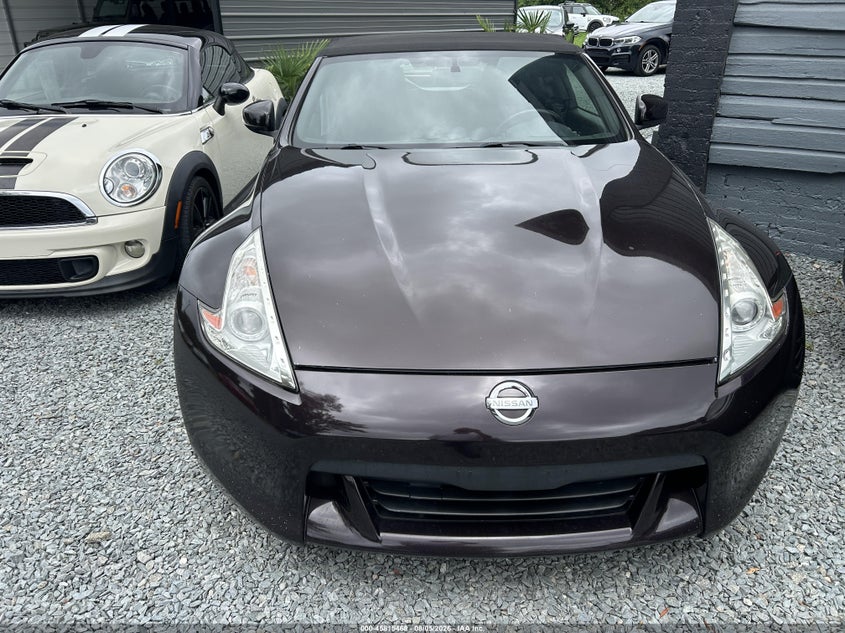 2010 NISSAN 370Z auction photo 8