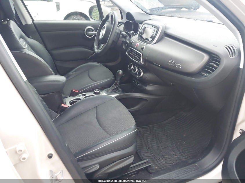 2016 FIAT 500X auction photo 5