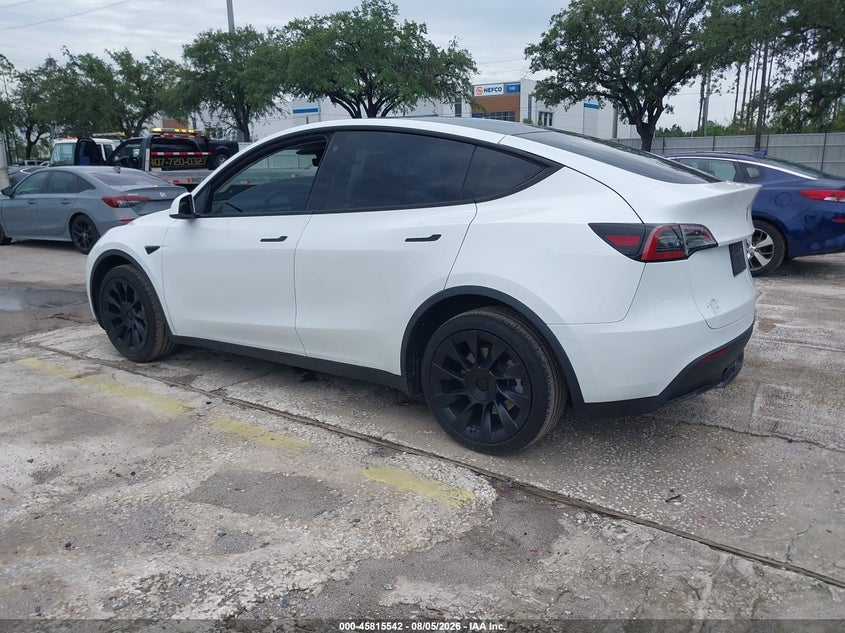 2023 TESLA MODEL Y auction photo 3
